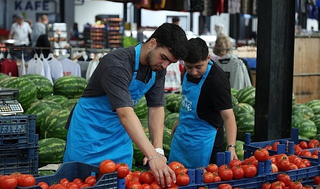 Kartepeli Gençlerin Kamp Macerası Sertifikayla Taçlandı
