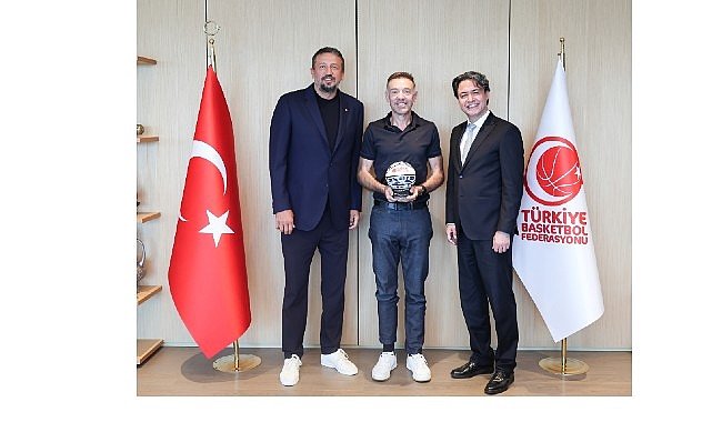 Koray GYO’dan TBF Başkanı Hidayet Türkoğlu’na ziyaret