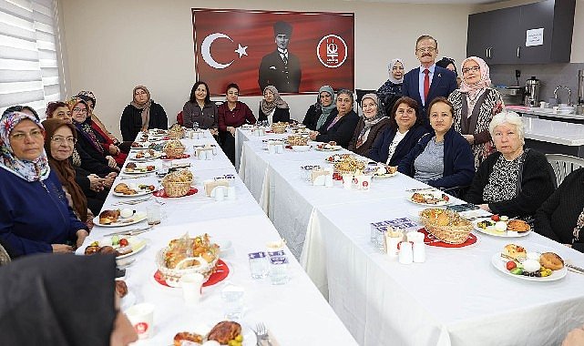 Keçiören’de ‘Değerlerimizin İzinde Kadın ve Aile’ Buluşması